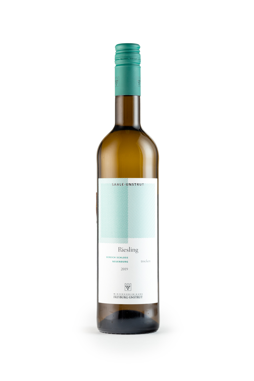 Вино Винцерферайнигунг Рислинг  Шлосс Нойнбург, DQW, белое, сухое, 0.75л